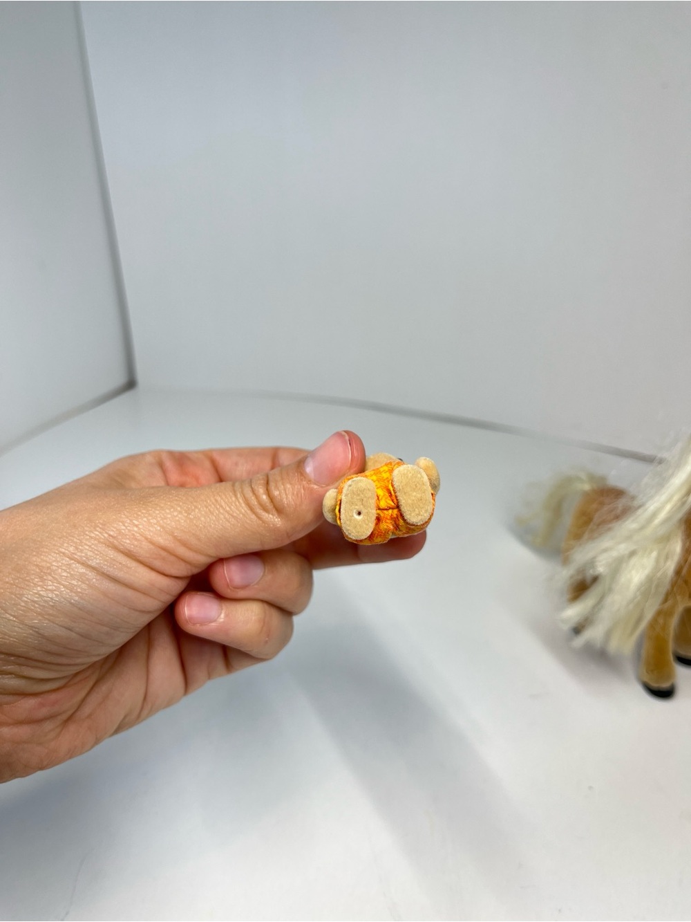Calico Critters Willow Horse Pony Show Figure Sylvanian Families Bunny Rabbit - Picture 9 of 16